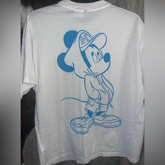 Divided size small oversized fit Disney Mickey Mouse blue and white graphic - Picture 5 of 5